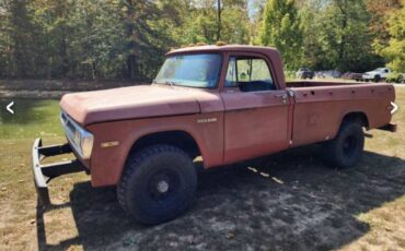 Dodge-power-wagon-1970-6