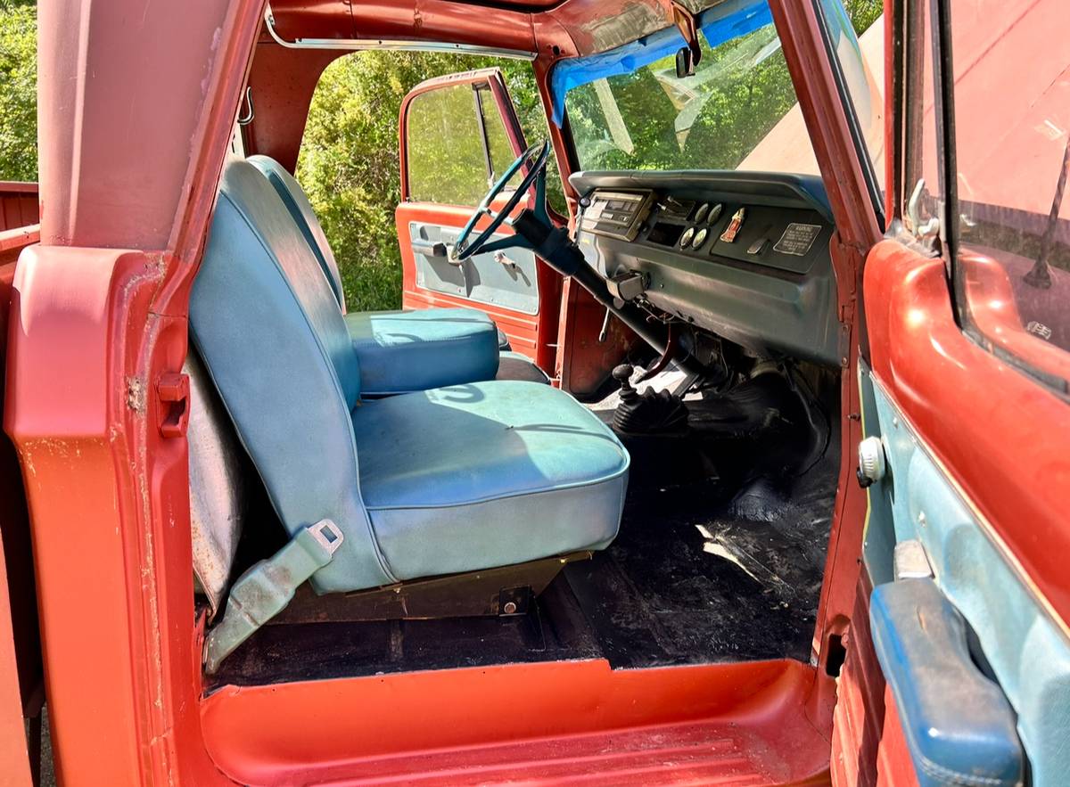 Dodge-power-wagon-1970-7