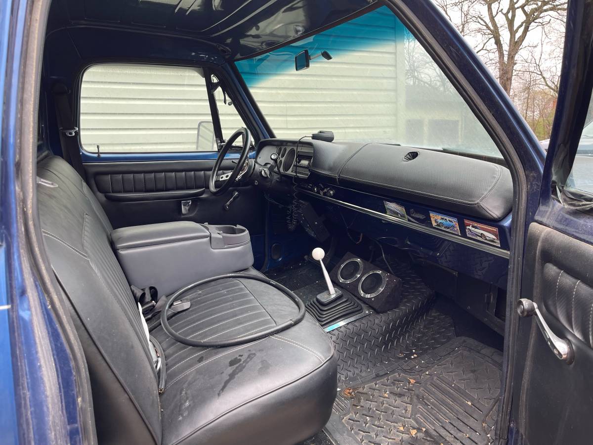 Dodge-power-wagon-1979-blue-5