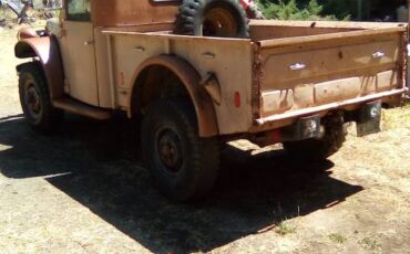 Dodge-power-wagon-m-37-1953-brown-1