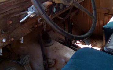 Dodge-power-wagon-m-37-1953-brown-4