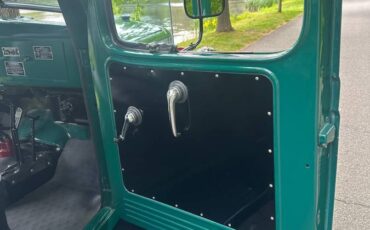Dodge-power-wagon-w300m-1958-green-4