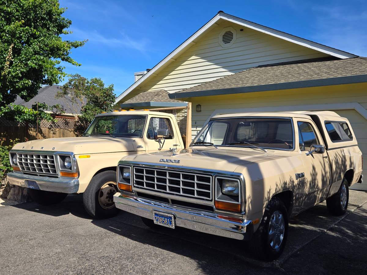 Dodge-ram-150-1983-2