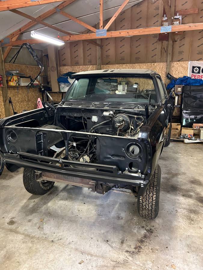 Dodge-ram-1500-1985-black-2