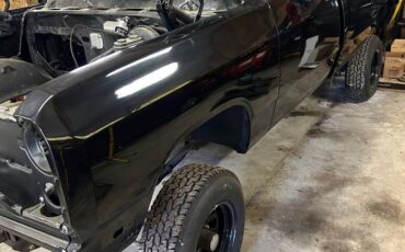 Dodge-ram-1500-1985-black