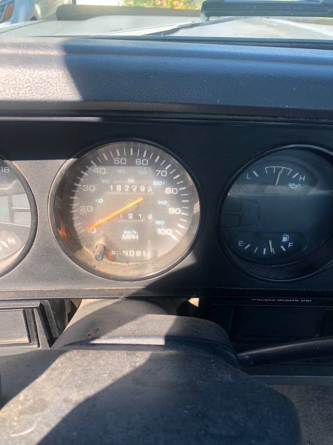 Dodge-ram-1500-1991-grey-3