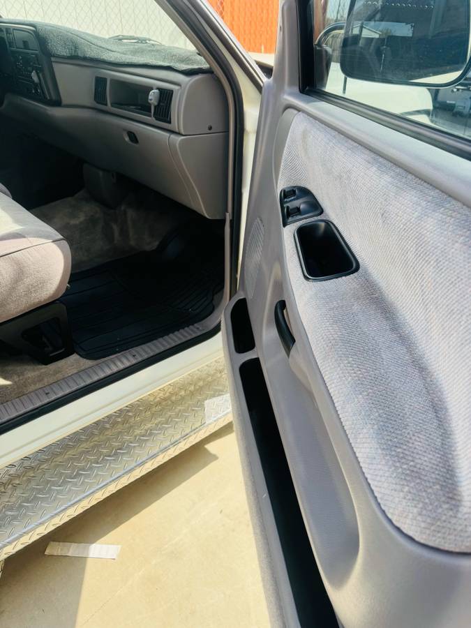Dodge-ram-1500-1994-white-15