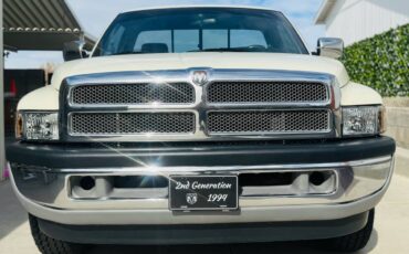 Dodge-ram-1500-1994-white