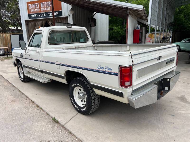 Dodge-ram-1500-4x4-1987-white-10