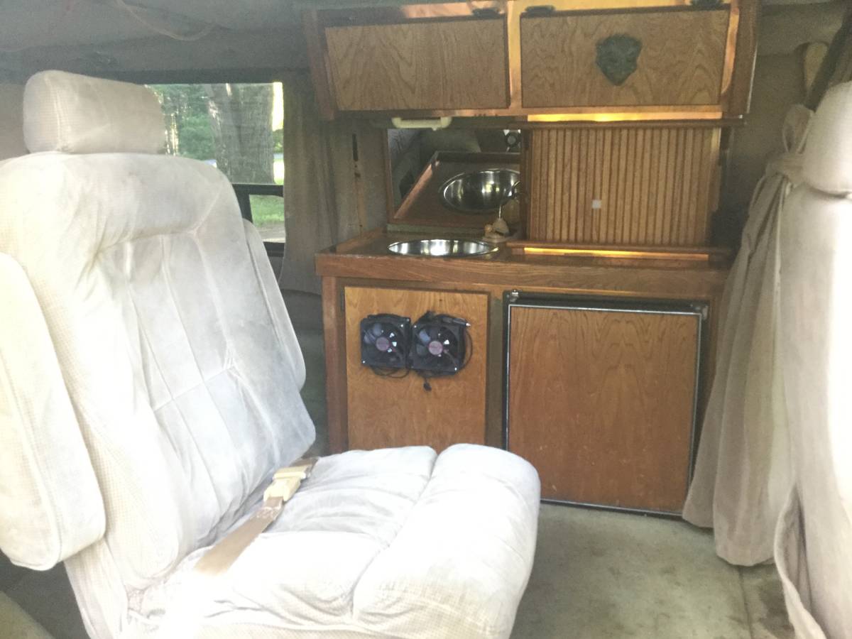 Dodge-ram-1500-b-van-rv-1987-custom-10
