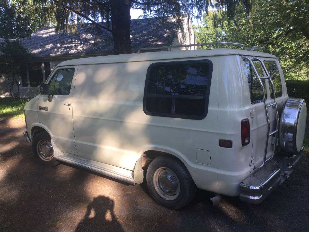 Dodge-ram-1500-b-van-rv-1987-custom-7