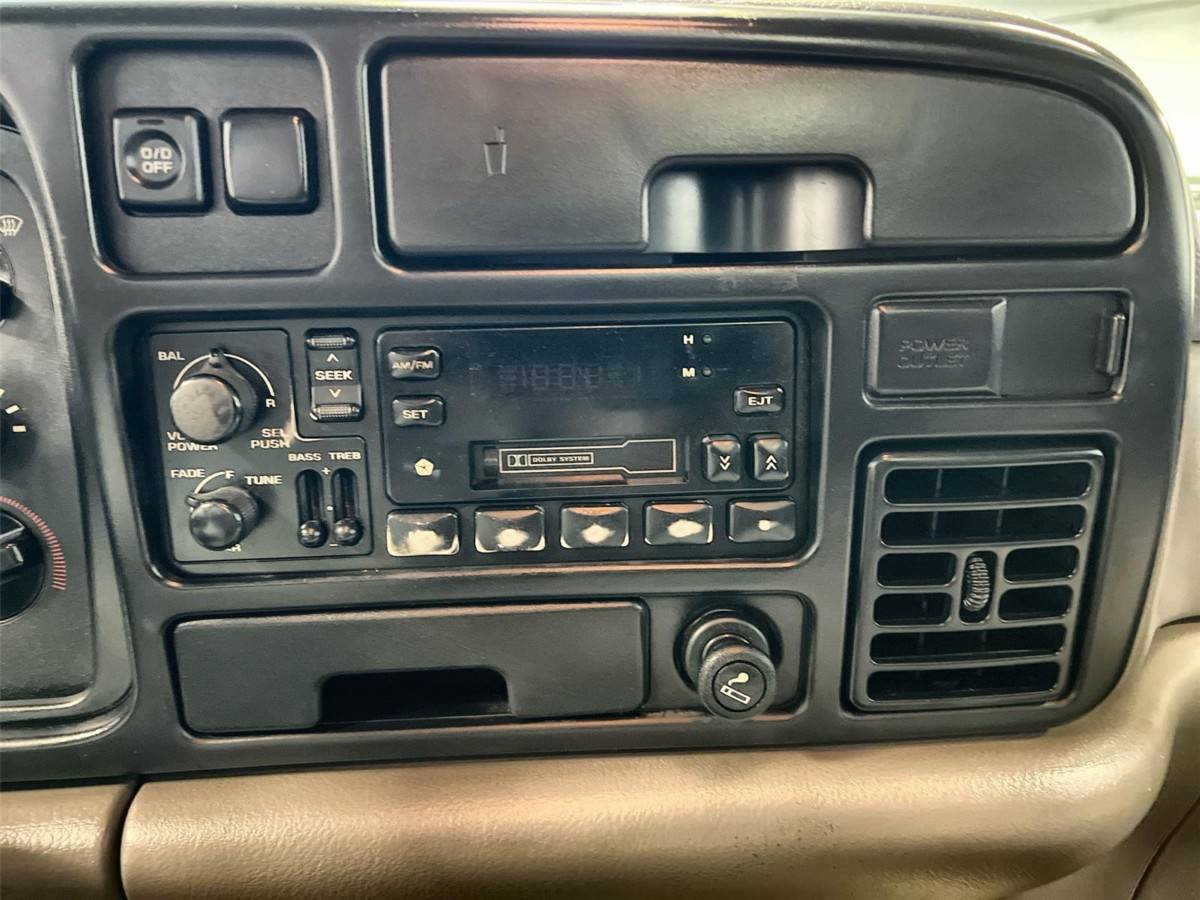 Dodge-ram-1500-base-1995-15