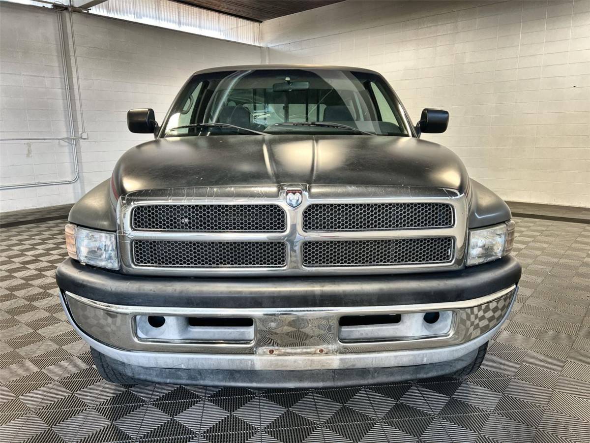 Dodge-ram-1500-base-1995-2
