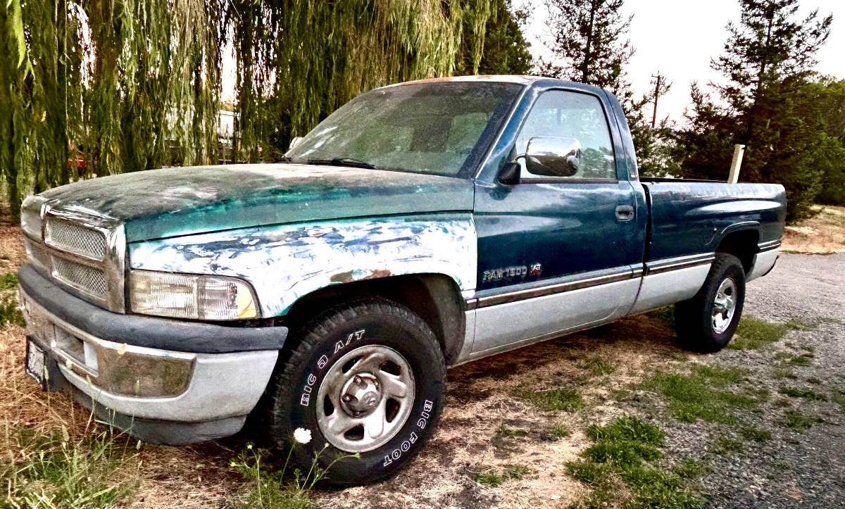 Dodge-ram-1500-laramie-1995-green-2