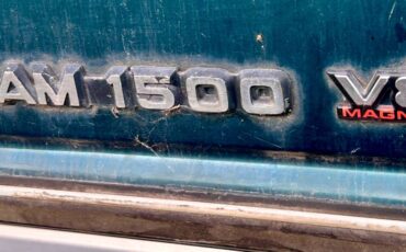 Dodge-ram-1500-laramie-1995-green-4