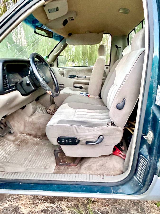 Dodge-ram-1500-laramie-1995-green-6