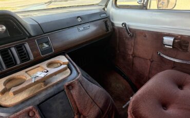 Dodge-ram-1983-custom-15