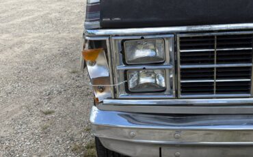 Dodge-ram-1983-custom-2