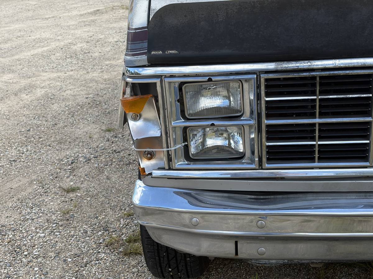 Dodge-ram-1983-custom-2