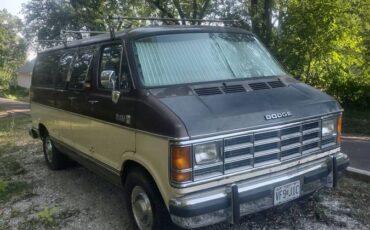 Dodge-ram-1987-brown-2