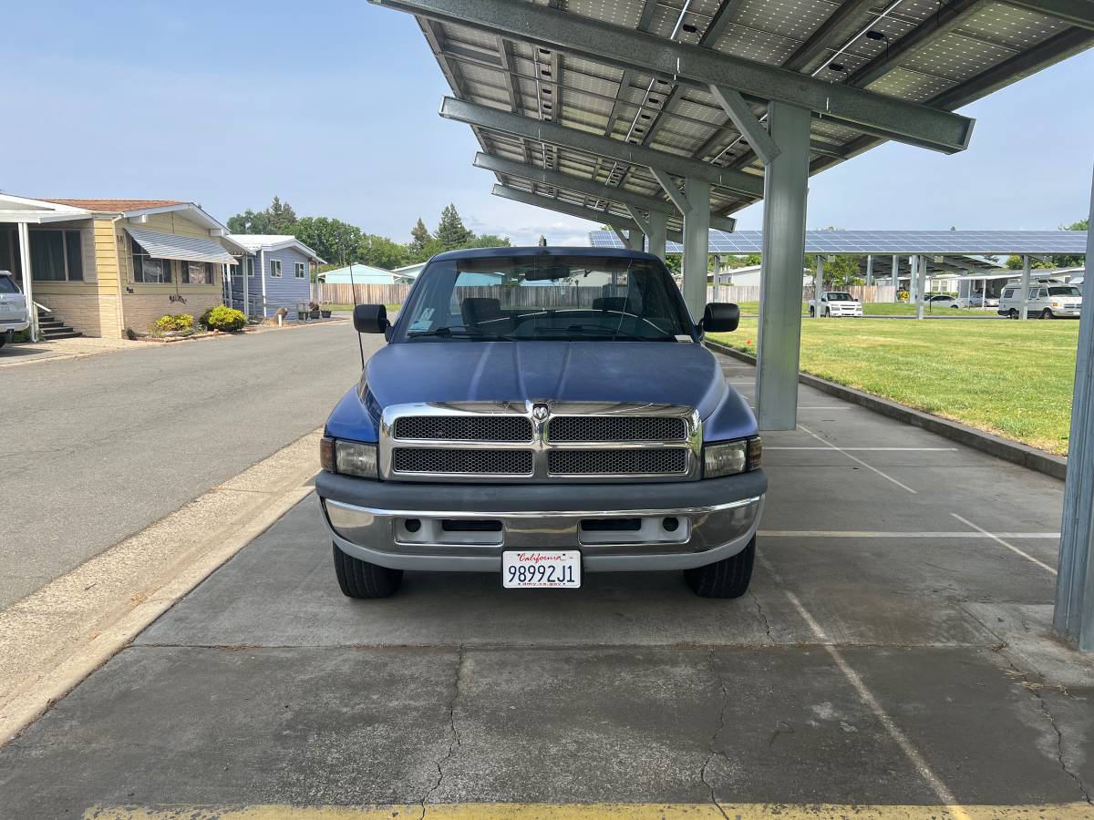 Dodge-ram-1995-blue