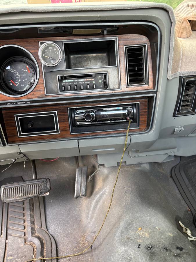 Dodge-ram-250-1984-blue-7