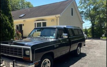 Dodge-ram-250-1984-grey-1