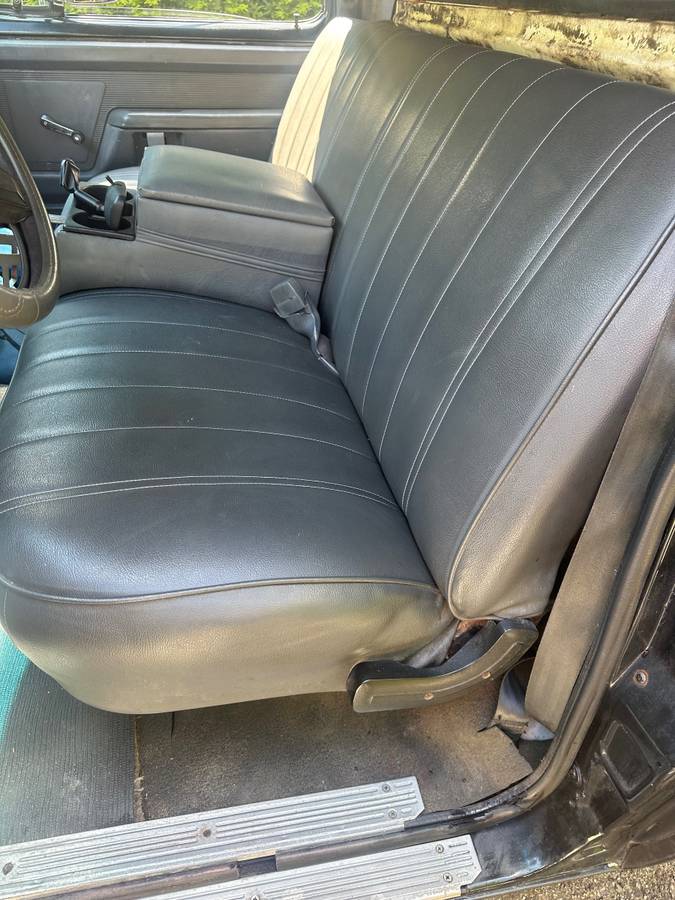 Dodge-ram-250-1984-grey-11