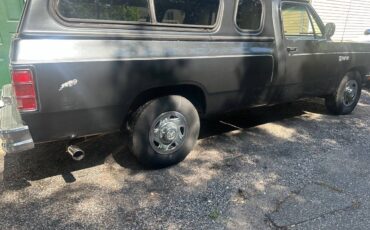 Dodge-ram-250-1984-grey-16