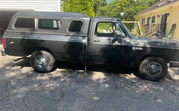 Dodge-ram-250-1984-grey-17