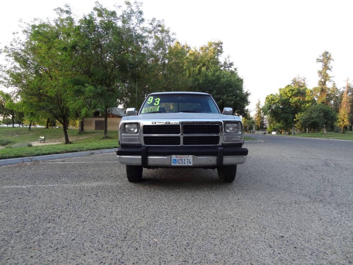 Dodge-ram-250-le-2dr-turbodiese-diesel-1993-silver-11