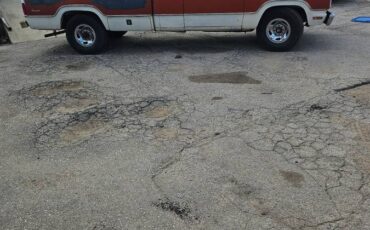Dodge-ram-2500-1976-orange-10