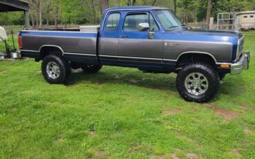 Dodge-ram-2500-1990