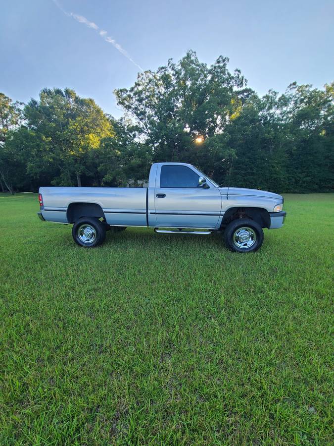 Dodge-ram-2500-1995-silver-3