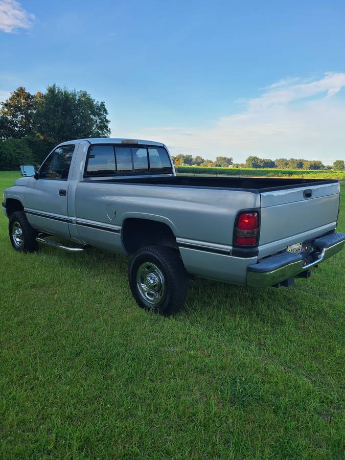 Dodge-ram-2500-1995-silver-7