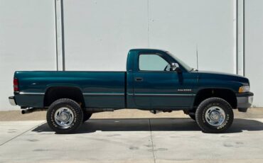Dodge-ram-2500-5.9l-12-valve-turbo-diesel-4x4-5-sp-1994-green-1