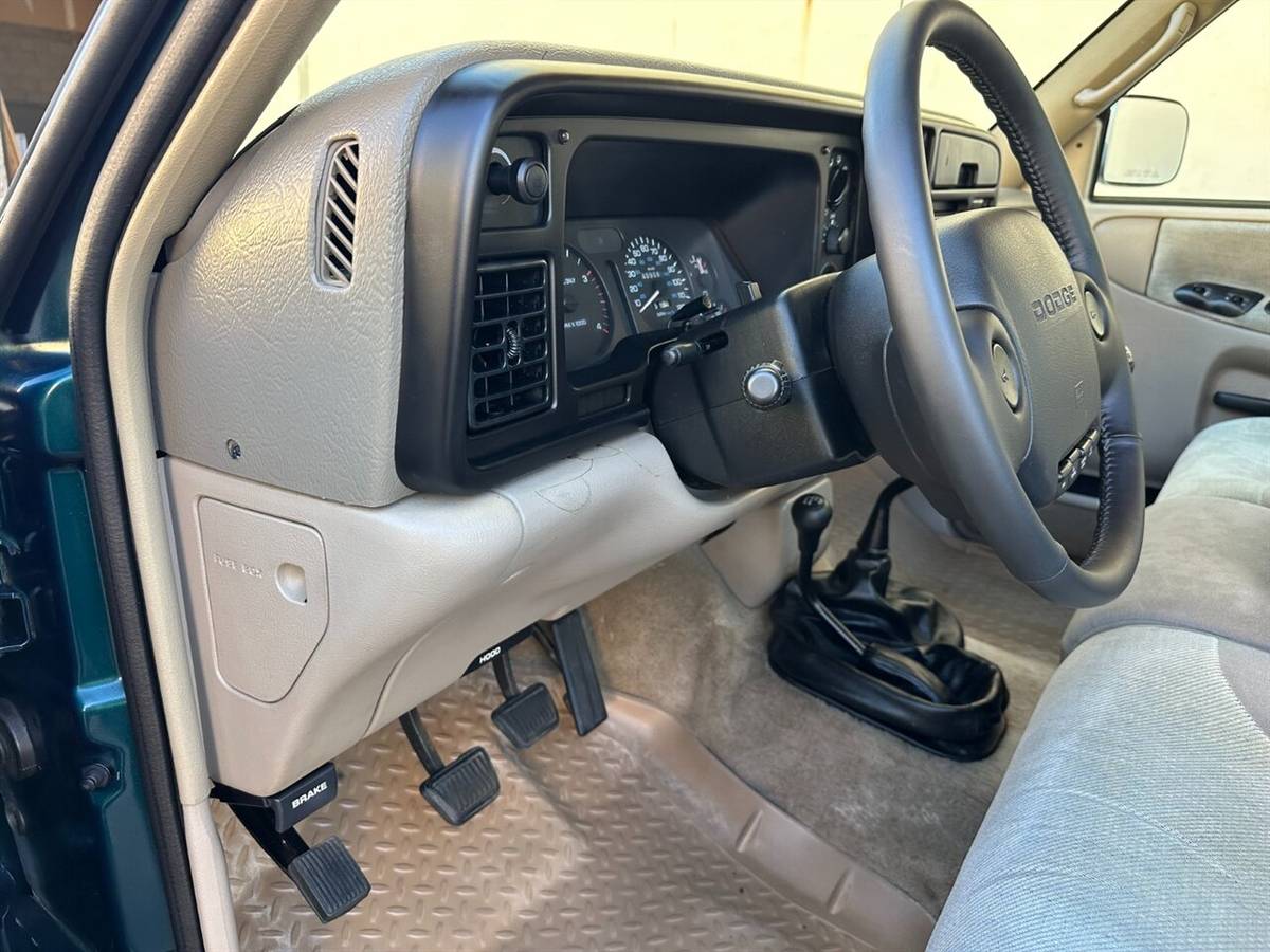 Dodge-ram-2500-5.9l-12-valve-turbo-diesel-4x4-5-sp-1994-green-14