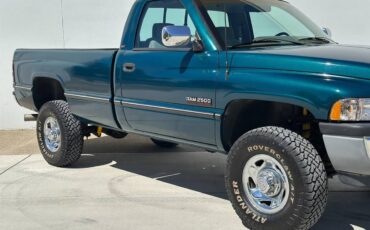 Dodge-ram-2500-5.9l-12-valve-turbo-diesel-4x4-5-sp-1994-green-6