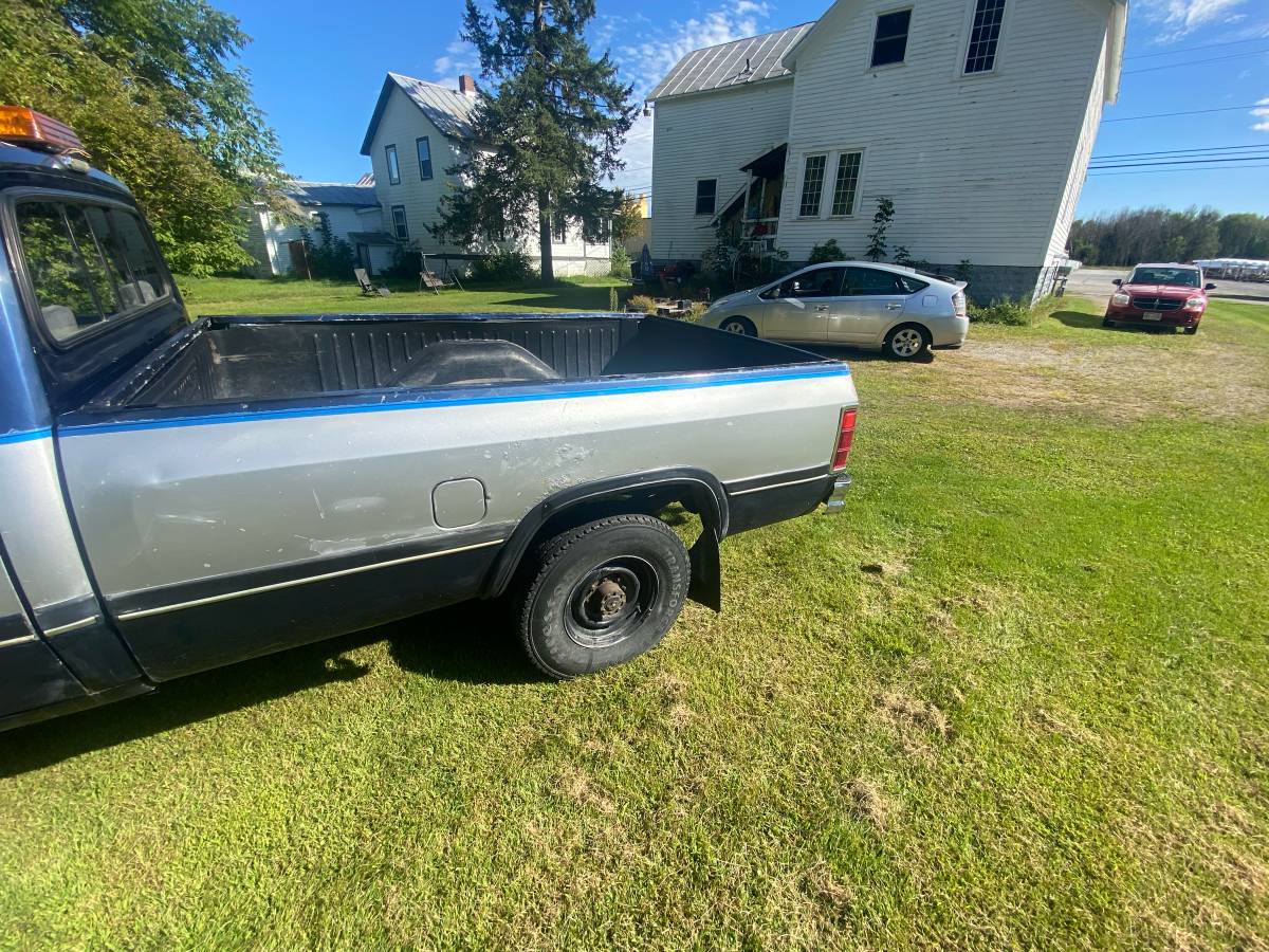 Dodge-ram-2500-diesel-1991-blue-5
