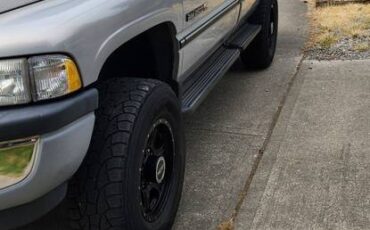 Dodge-ram-2500-slt-1995-silver-1