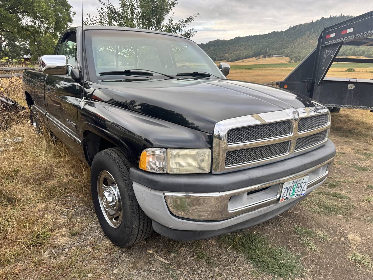 Dodge-ram-2500-slt-diesel-1995-black