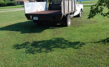 Dodge-ram-3500-1981-white-2
