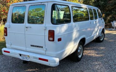 Dodge-ram-3500-1986-white-2