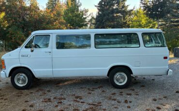Dodge-ram-3500-1986-white-4