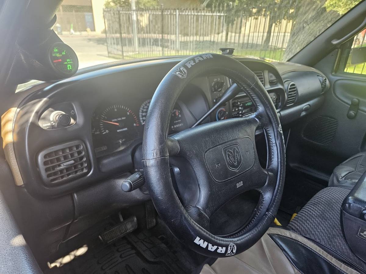 Dodge-ram-3500-diesel-1988-11