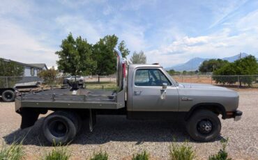Dodge-ram-3500-diesel-1992-7