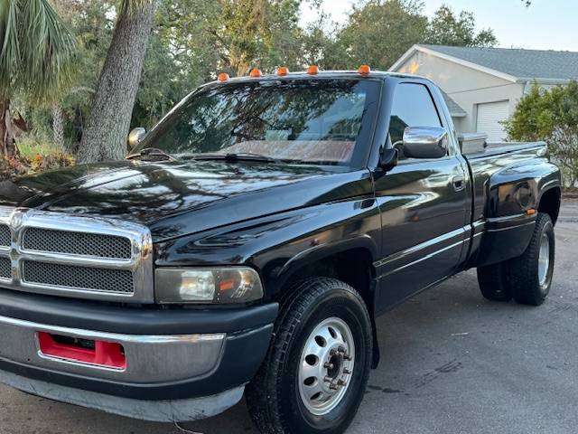 Dodge-ram-3500-diesel-1994-black-1