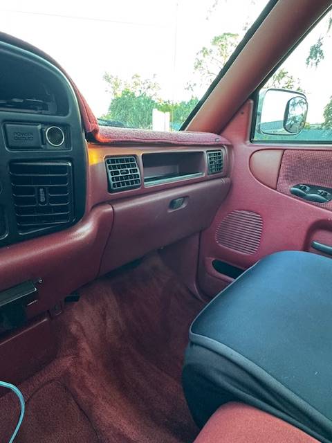 Dodge-ram-3500-diesel-1994-black-2