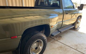 Dodge-ram-3500-diesel-1994-green-1