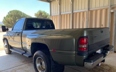 Dodge-ram-3500-diesel-1994-green-2